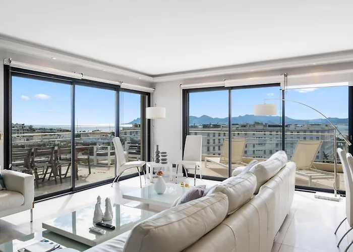 5 Bedroom Cannes Penthouse - Ocean View
